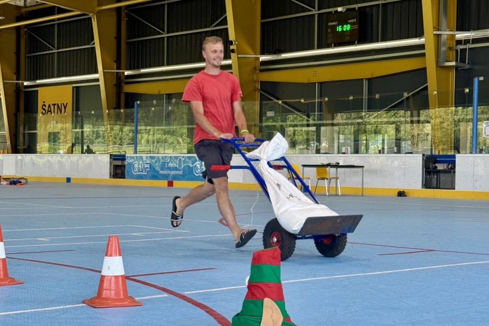Sportovní odpoledne na zimáku - 10