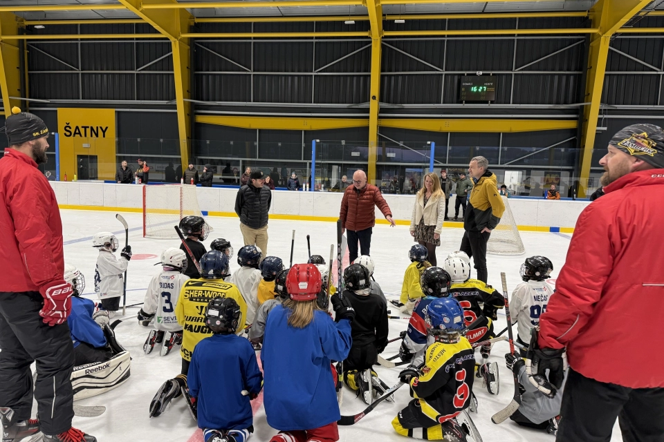 BUHLER podporujue mladé hokejisty - 2