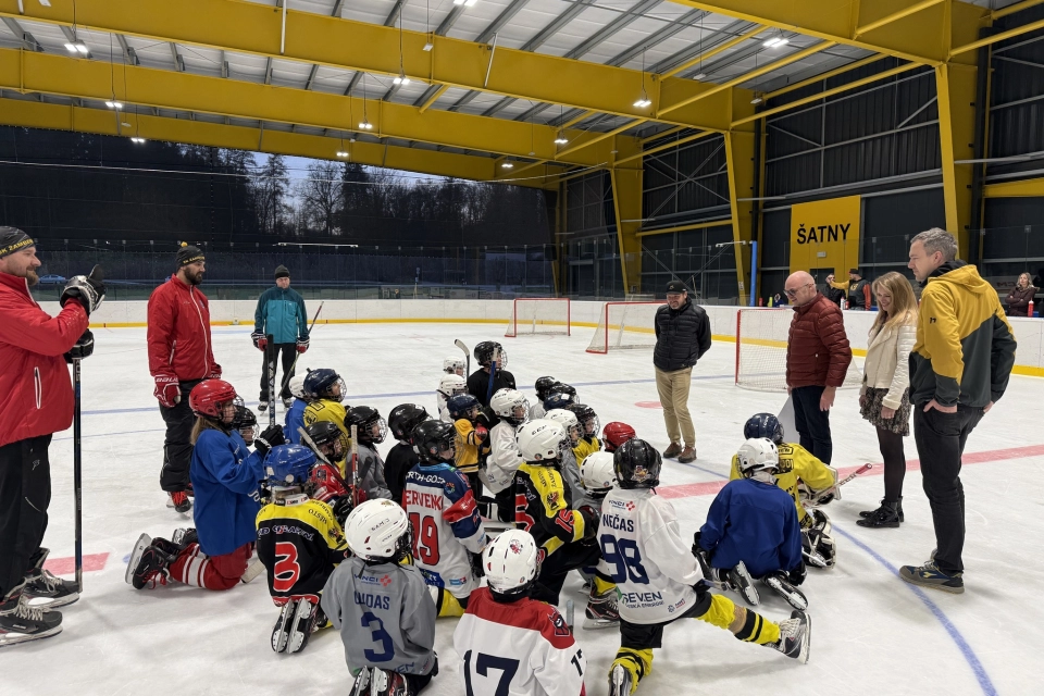 BUHLER podporujue mladé hokejisty - 3